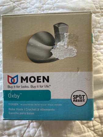 Moen Robe Hook- New! 1