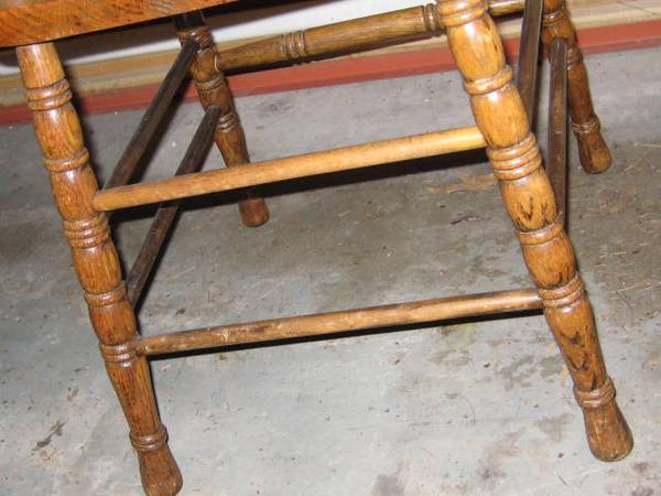 2 oak chairs - $20 (kck)62940363373443124