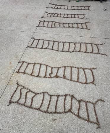 SINGLE IMPLEMENT TIRE CHAINS 1