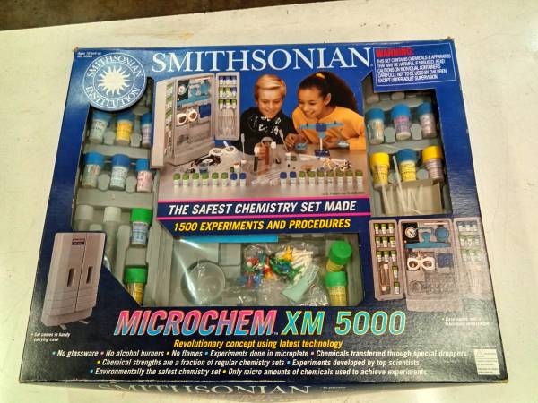 Chemistry set by smithsonian 1