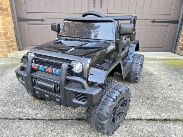 Child Electric Black Jeep 12v Like New 1