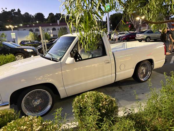 Camioneta pickup Chevy de cama corta de 1992 - $14,999 (hollywood)63476574473473122