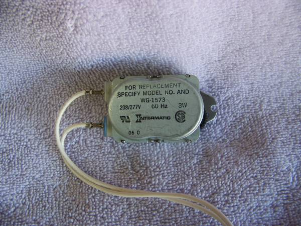 Intermatic WG-1573-10D  Replacement clock motor 1