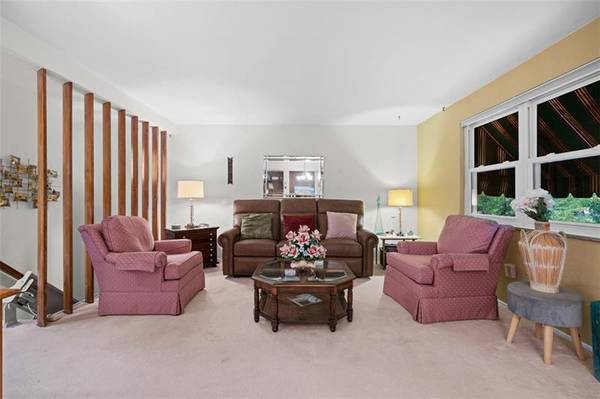 $235,000 / 3br - A Charming Ranch Home Located in Pleasant Hills (198 Lynn Drive)64013363132545124