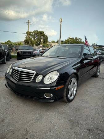 2009 Mercedes-Benz Clase E - ¡Financiamiento disponible con precio completo! - $3.79963443361767553123