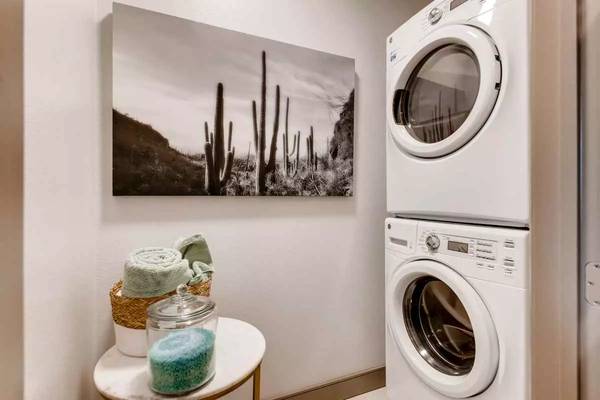 $2,720 / 1br - 742ft2 - Why settle for remodeled? Live in a sparkling new 1 BD / 1 BA! (Vista)63657310376835124