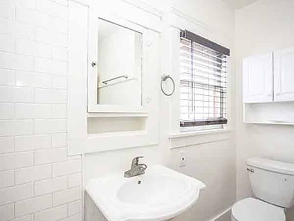 $1,050 / 2br - 976ft2 - ***/***This cozy Spanish Casita! (San Diego, CA)63998454224386124
