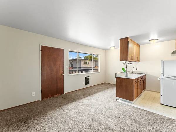 $1,150 / 1br - 550ft2 - ***Bright 1BD/1BA Apartment – Prime Mid-County Location*** (santa cruz)63824141885569121