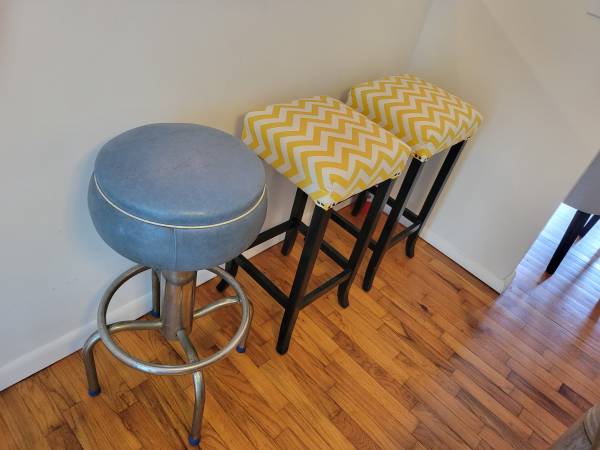 Free stools 1