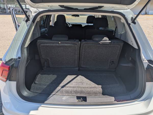 2018 Volkswagen Tiguan s- 7-seater, excellent condition - $13,500 (concord / pleasant hill / martinez)63470901371137120