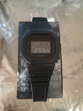 Casio G-Shock Men's Digital Black Resin Strap Watch (Brand New) 1
