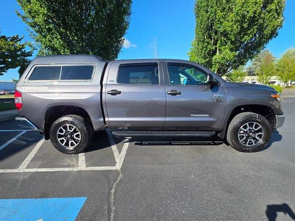 2021 Toyota Tundra CREW MAX - Photo 4