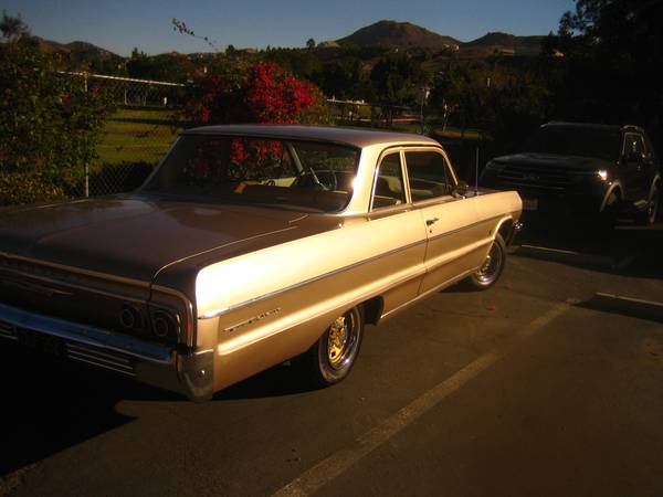 Coche de colección - $23,000 (Corona CA)63476677989889123