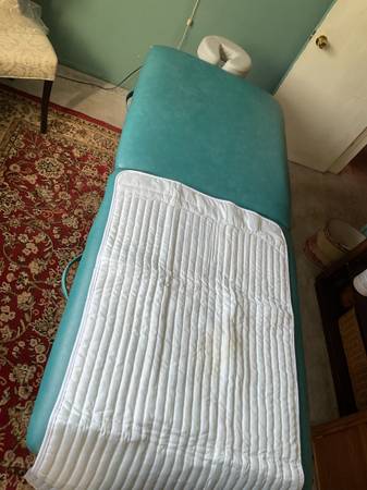 Massage table and heating pad 1
