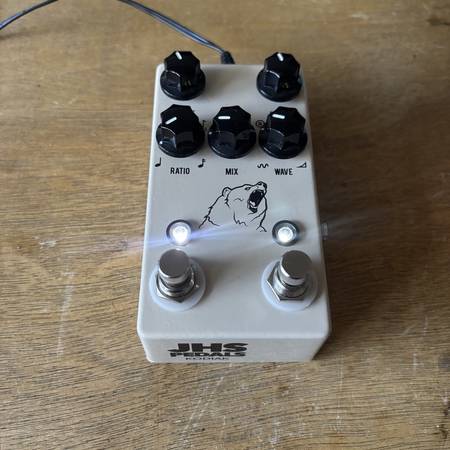 JHS Kodiak Tremolo Electric Guitar Pedal Chorus - musical