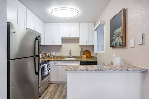 $4,010 / 2br - 950ft2 - 2bd 2ba, Onsite Management, Community Playground (sunnyvale)63994247413378124