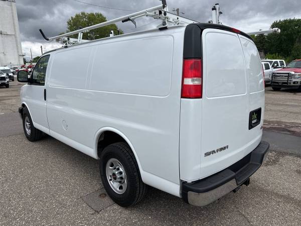 2018 GMC SAVANA 3500 3 PUERTAS FURGÓN DE CARGA 6.0L V8 TRASERA AUTOMÁTICA DE 6 VELOCIDADES 92K - $19,950 (LA MOTORSPORTS WINDOM, MN)63489879626755121