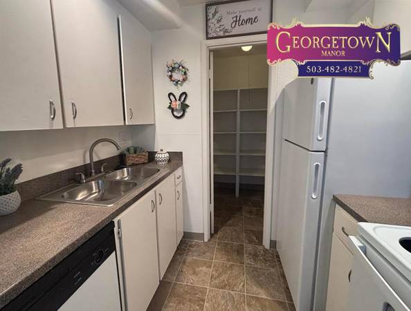 $1,575 / 2br - On-Site Staff and Community Events & Festivals in our  Two Bed Unit (Beaverton Tigard)63777362979201120