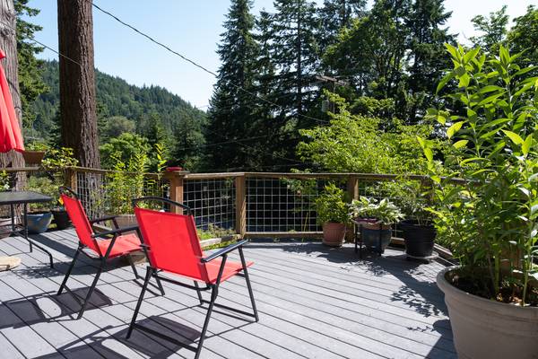 $985,000 / 4br - 2096ft2 - Beautiful Home Near Chuckanut Bay! - $985,000 (Bellingham)63509602309761122