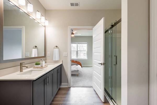$1,399 / 1br - 780ft2 - 🌟 Luxury Apartments Available TODAY – Hawthorne at Haywood | West Ash (West Asheville)64029205013251121