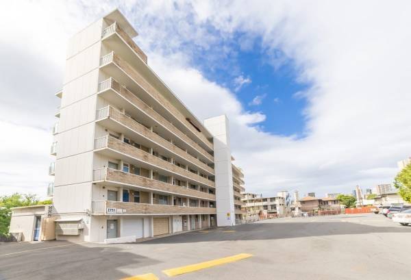 $2,364 / 2br - 830ft2 - "Live in the heart of the city" (2751 Kapiolani Blvd, Honolulu, HI)63939398408962120