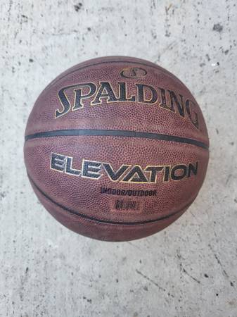 Spalding Elevation Basketball 1