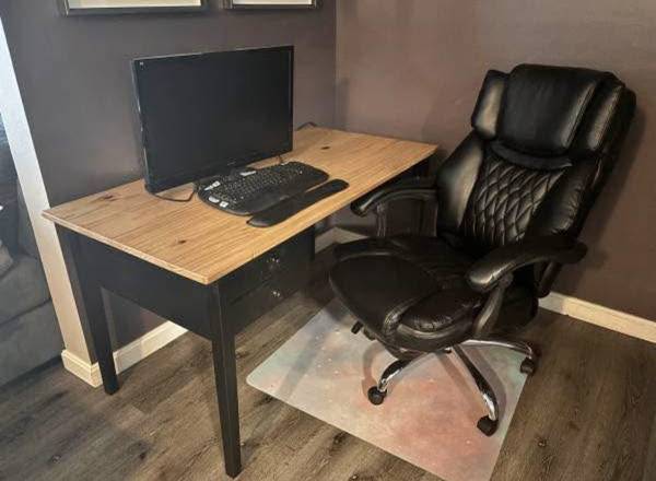 desk 1