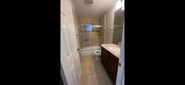 $2,800 / 3br - 1500ft2 - 3000/3Br-1Ba, 1500sq, Near to Hwy101 Marsh road exit, FB, Stanf. (redwood city)63946803358467124