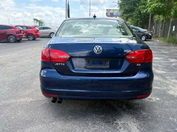 2014 Volkswagen Jetta SE (94K Miles) - $6,995 (Camby)63621981919363123