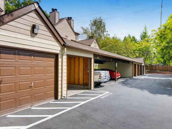 $1,550 / 1br - 3 MONTHS UTILS INCLUDED - Within Minutes of Schools, Parks & Shopping (Beaverton)63999314991875123