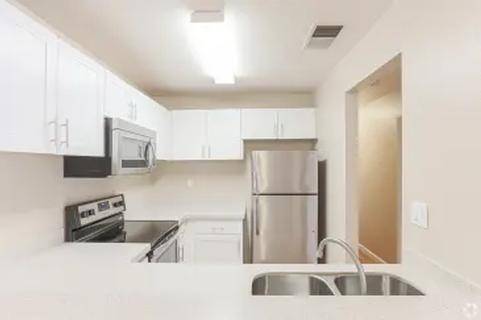 $1,999 / 1br - 686ft2 - Spacious w/ Specials Near Downtown and Stunning Parks! (santa rosa)63671991740545121