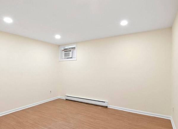 $900 / 1br - Estudio contemporáneo de 1 habitación cerca de tiendas y restaurantes (potrero hill)63657643622147120