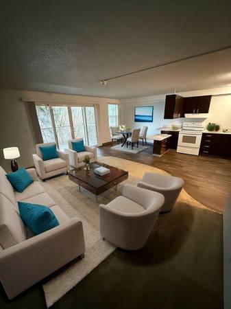 $1,650 / 2br - 920ft2 - Move-In Special! Spacious 2 BR with Breathtaking Water Views (Poulsbo)63786684837507120
