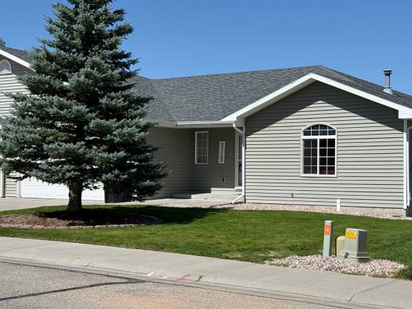 $1,550 / 2br - 1400ft2 - Home for Rent (Casper)63974612315138121