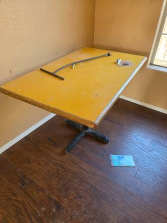 Table and coffee table - plus more 1