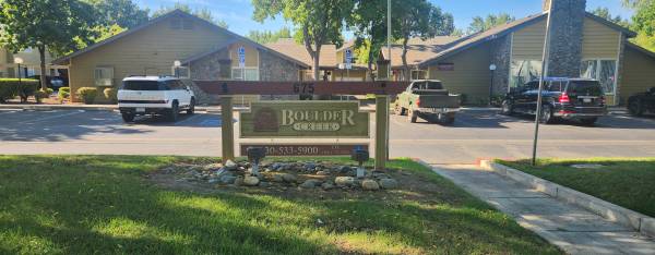 Apartments Available - Boulder Creek 1