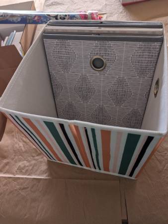 4 foldable baskets 1