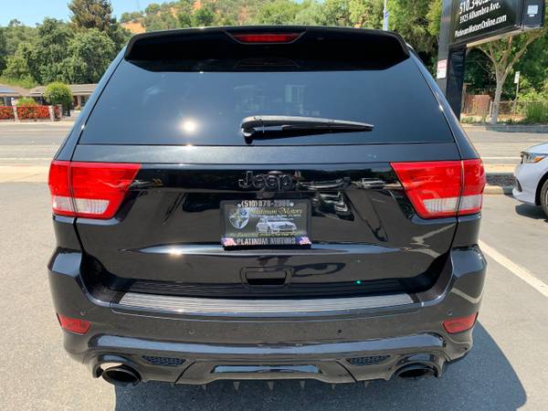 2013 Jeep Grand Cherokee SRT8 Vapor ~ L@@K ~ Negro/Negro ~ 48K millas ~ Cal - $38,888 (3925 AVENIDA ALHAMBRA, MARTINEZ, CA 94553)63470787759617124