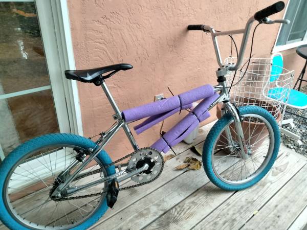 Diamond Back viper bmx/ mid school vintage 1