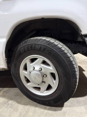 2019 FORD E350 VAN WITH UTILITY BOX FOR SALE - $32,000 (san jose east)63476100042241122