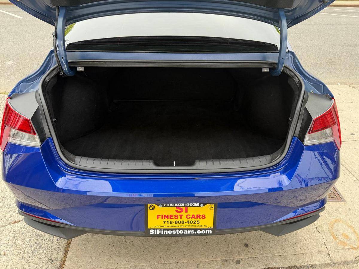 2022 Hyundai Elantra SEL