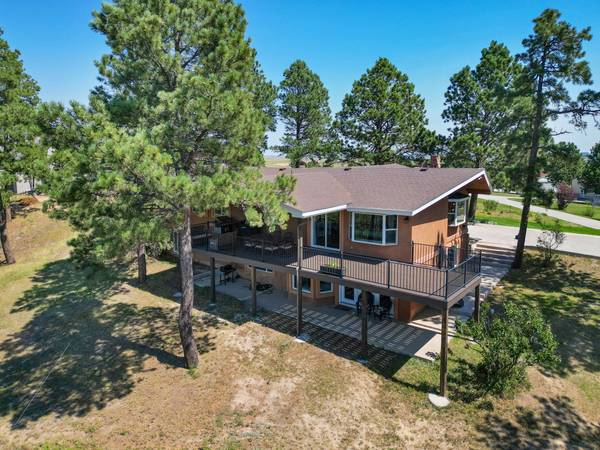$1,650,000 / 5br - 4298ft2 - 5 ACRE W/2 HOMES, MAIN HOME FANTASTIC PPEAK VIEWS,1,6 STALL BARN! (Colorado Springs, Starwatch Neighborhood)63658230649345120