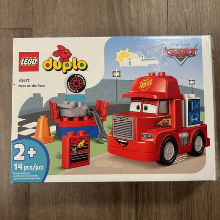DUPLO Mack at the Race (in box) 10417 1
