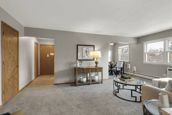 $1,025 / 200ft2 - Piso Duradero, Sistema de Acceso Controlado, Estudio (1301 MN-7, Hopkins, MN)63868701550083122