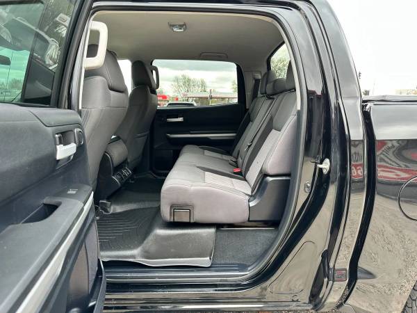 2014 Toyota Tundra CrewMax - Photo 15