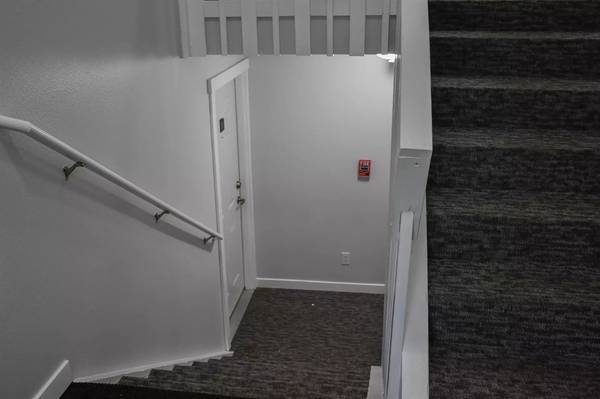 $1,608 / 440ft2 - Hermoso diseño de estudio, mucha luz. ¡Llame para una visita! (Seattle)63808059378435123