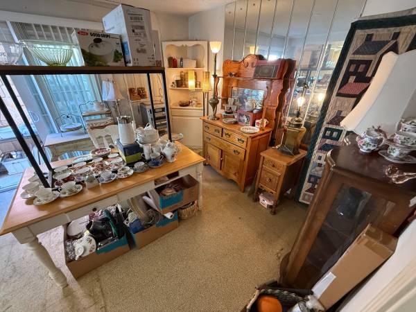 Yard sale photo