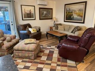 $1,995 / 2br - 1100ft2 - Utilities included! Wheelchair accessible, beautiful home, quiet (Maggie Valley)64029372724993121