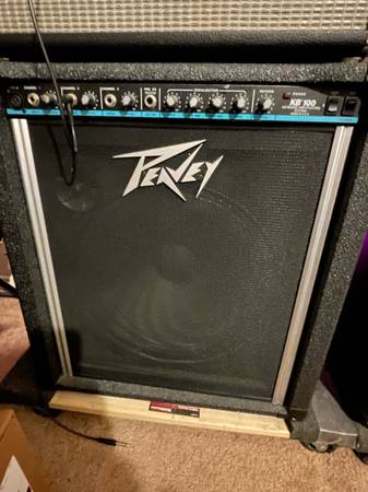 Vintage 1990’s PEAVEY KB-100 15” _+ HF driver Keyboard Amplifier 1