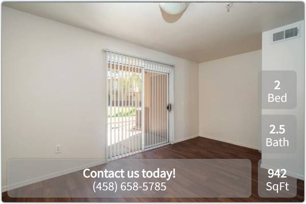 Two paws up for our 2 BR / 2.5 BA! Peoria's top pet-friendly spot. 1